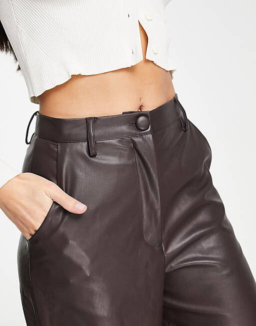 

Коричневые широкие брюки из искусственной кожи New Look Tall