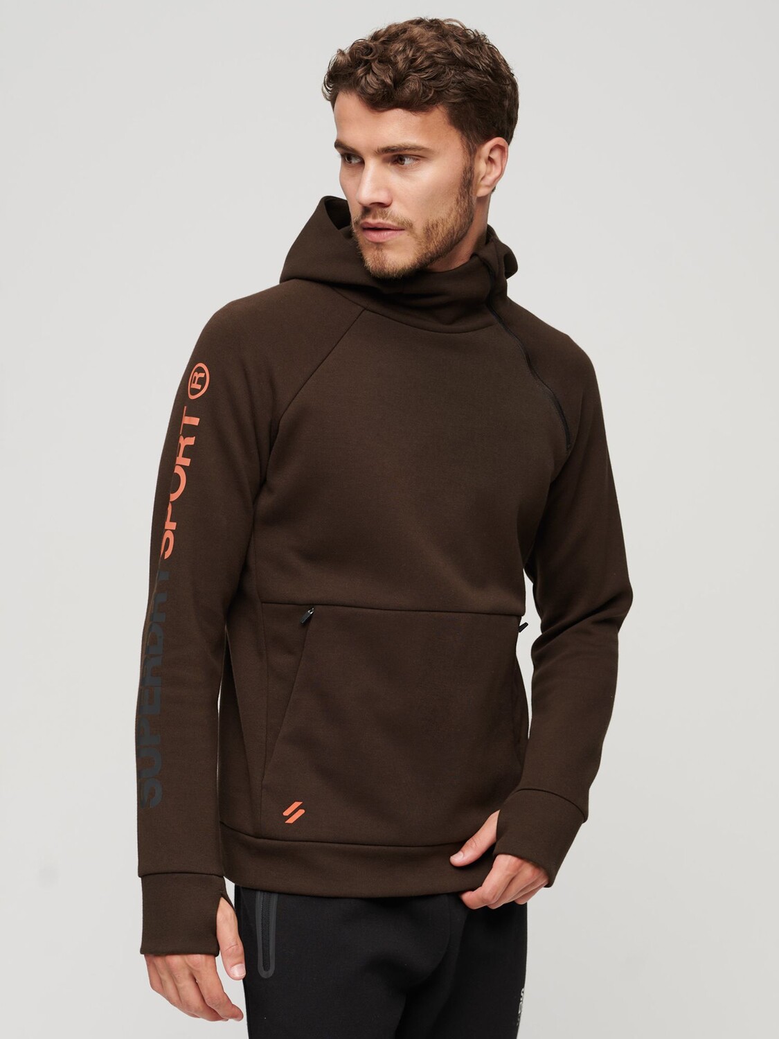 

Спортивная толстовка с капюшоном Superdry, темный дуб коричневый