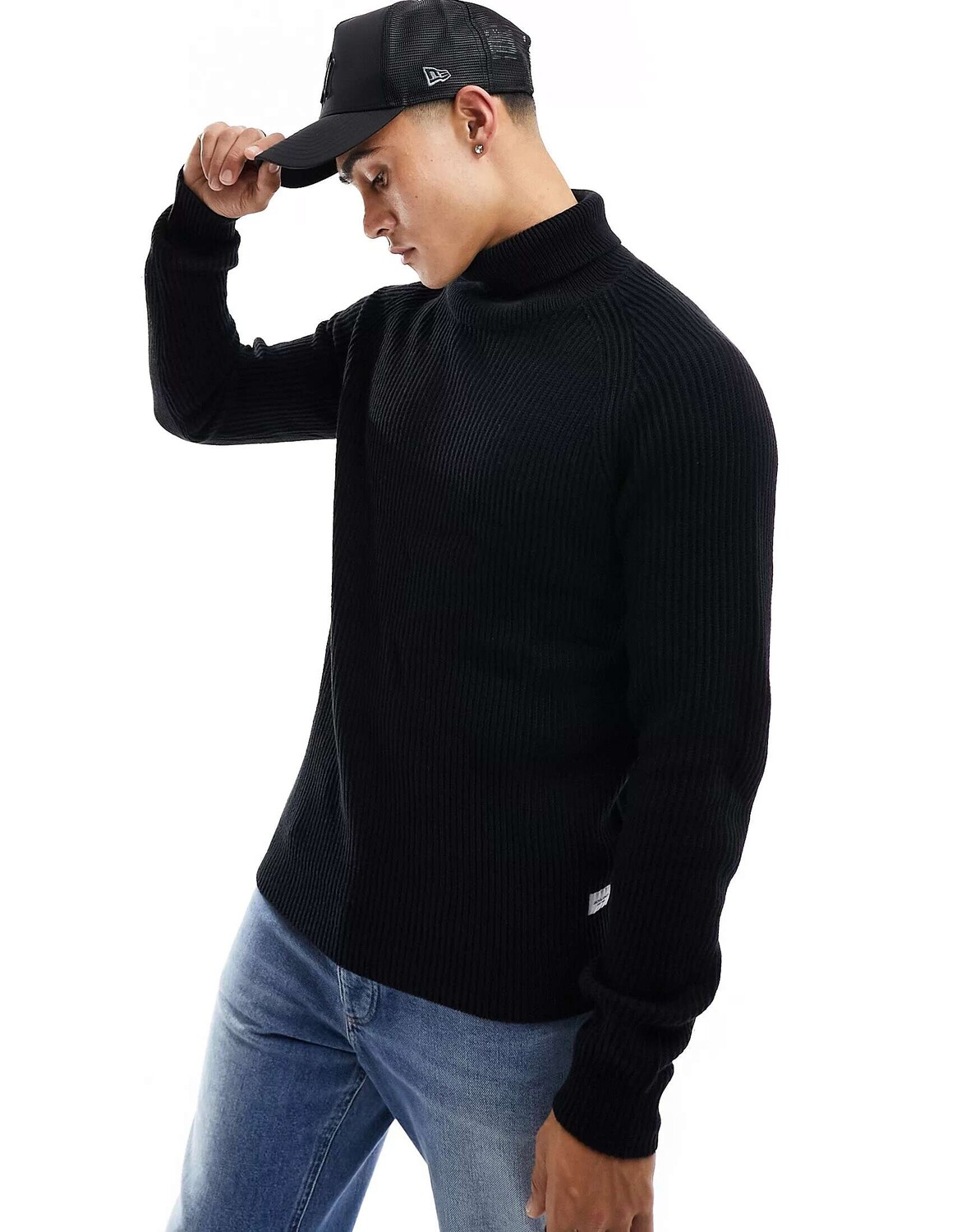 

Черный джемпер в рубчик с высоким воротником Jack & Jones