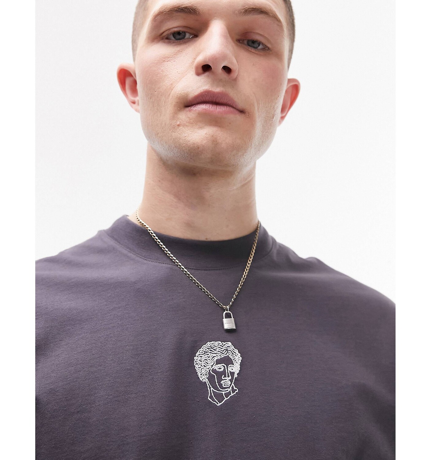 

Футболка оверсайз Topman с вышивкой в ​​виде статуи угольным тоном, Черный