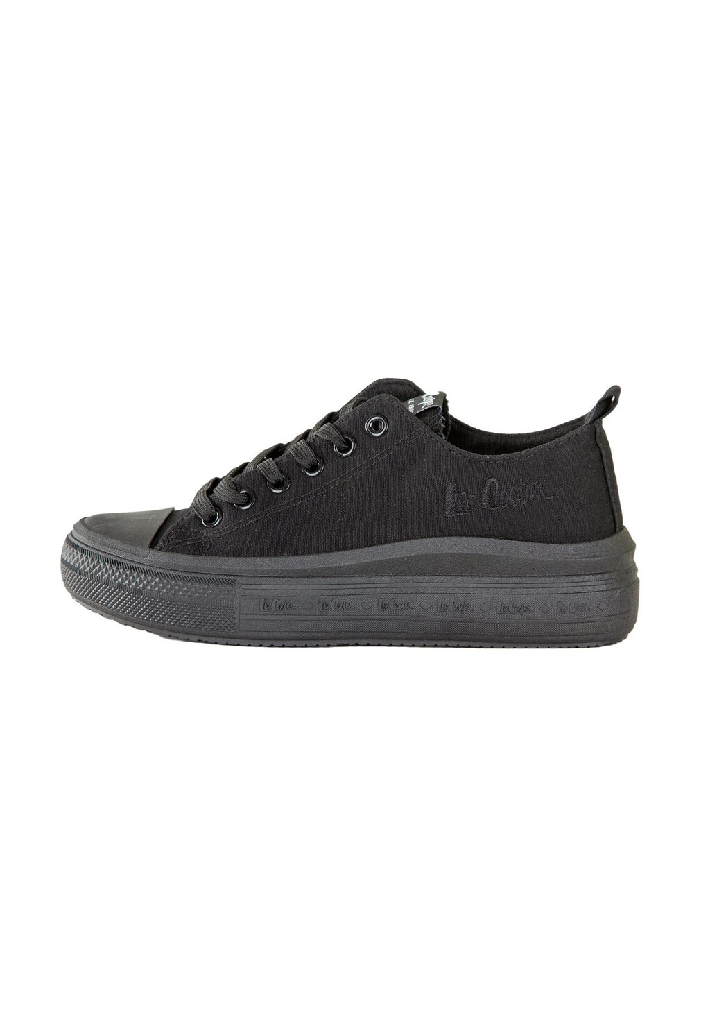 

Кроссовки на шнуровке Lee Cooper, черный