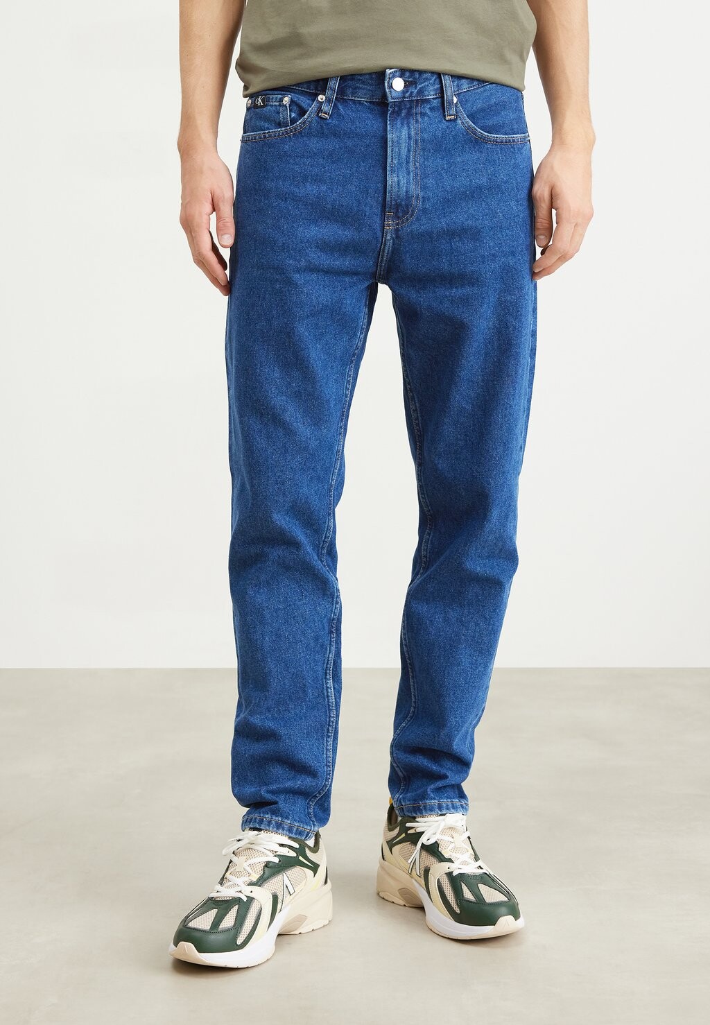 

Джинсы Tapered Fit Regular Taper Calvin Klein Jeans, цвет denim dark