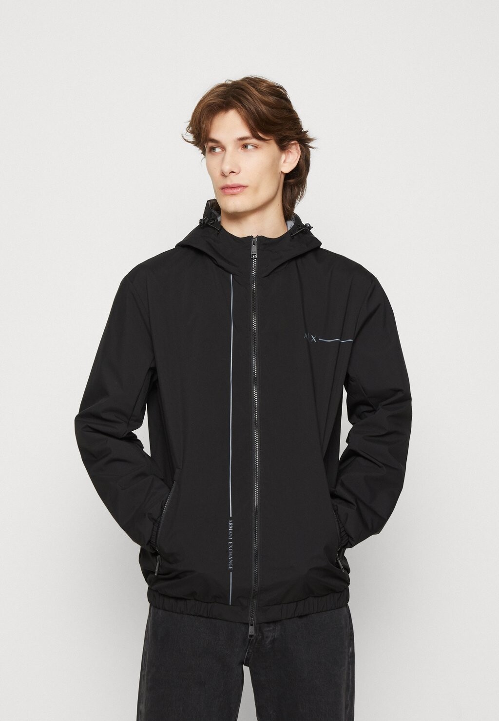 

Ветровка Armani Exchange