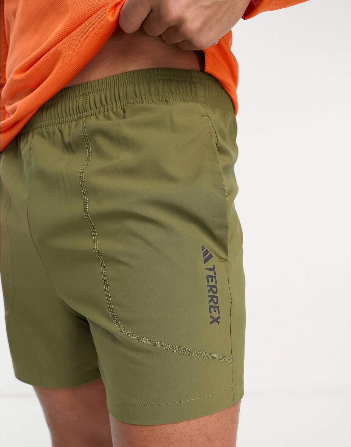 

Многофункциональные шорты цвета хаки adidas Terrex adidas performance