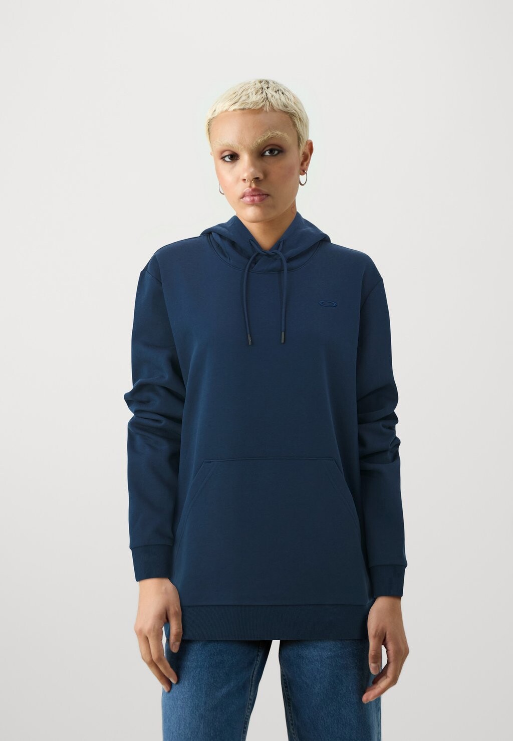 

Свитер с капюшоном RELAX HOODIE Oakley, темно-синий