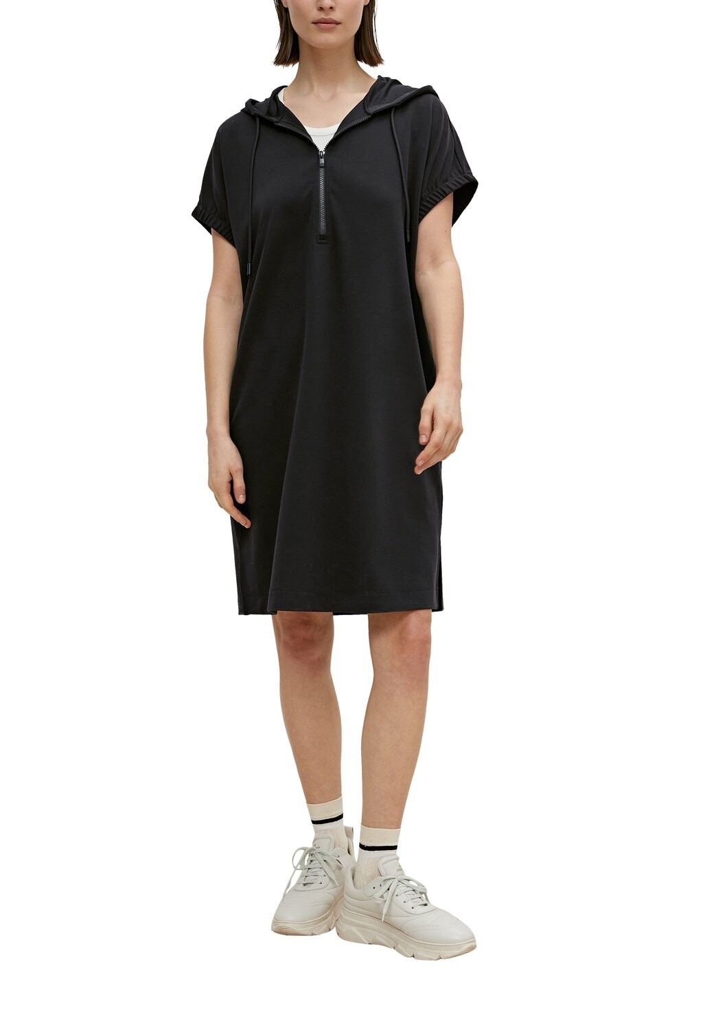 

Летнее платье comma casual identity, черный
