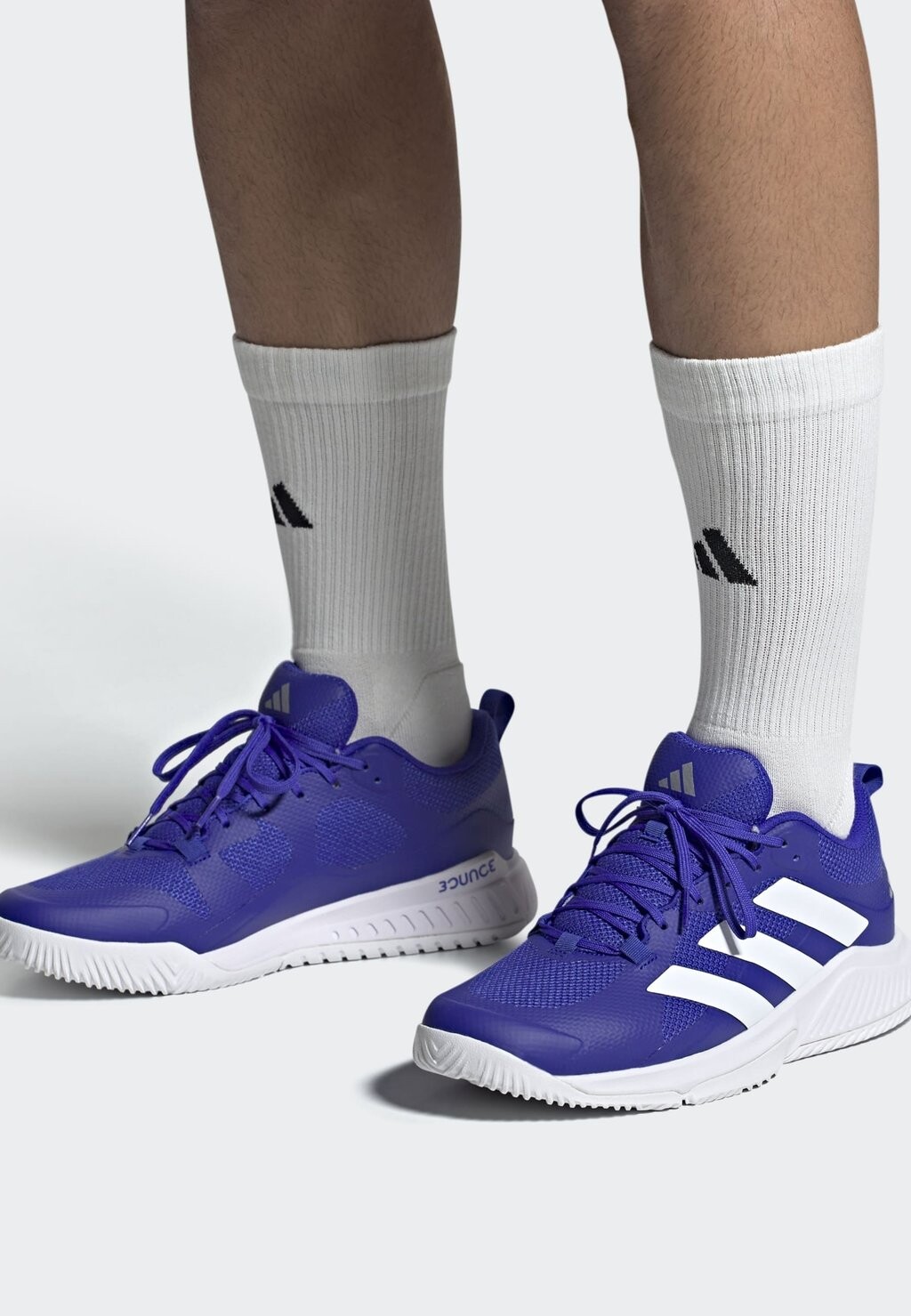 

Кроссовки Adidas