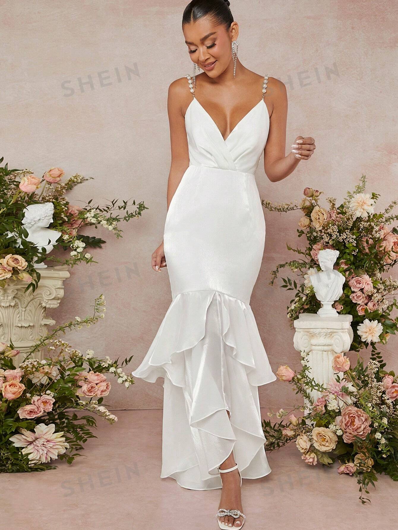 SHEIN Платье Haute из искусственного жемчуга с рюшами и подолом, белый
