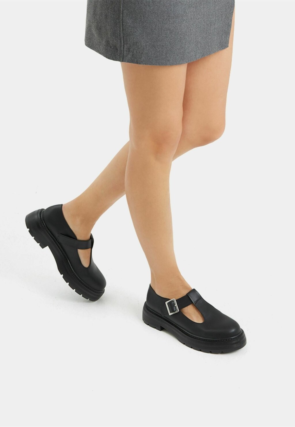 

Лоферы Bershka, черный