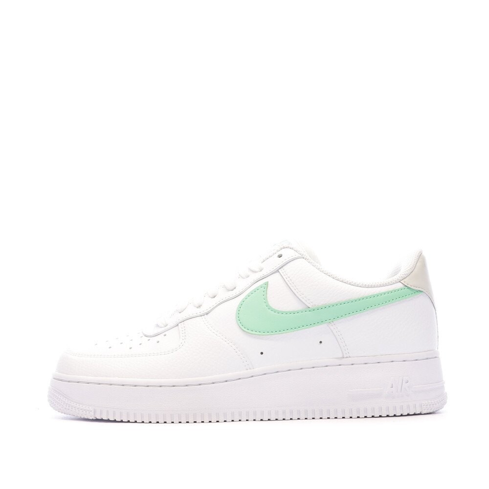 

Кроссовки Nike Air Force 1´07, белый