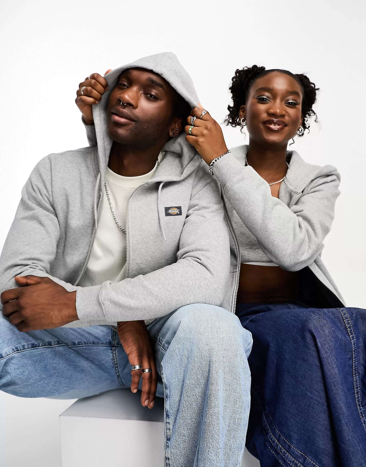 

Серая толстовка на молнии Dickies Oakport