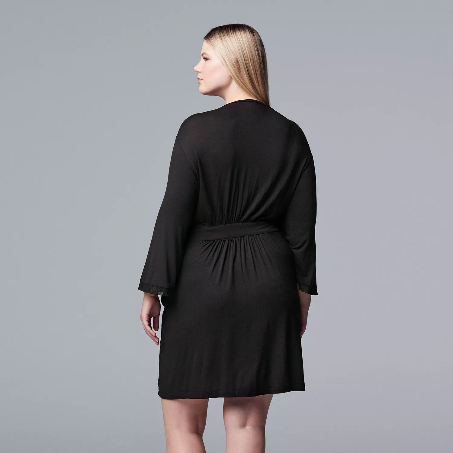 

Роскошный базовый халат с запахом больших размеров Simply Vera Vera Wang Simply Vera Vera Wang