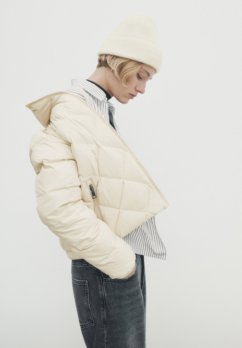 

Шапка-бини С ОТВЕРТКАМИ Massimo Dutti, бежевый