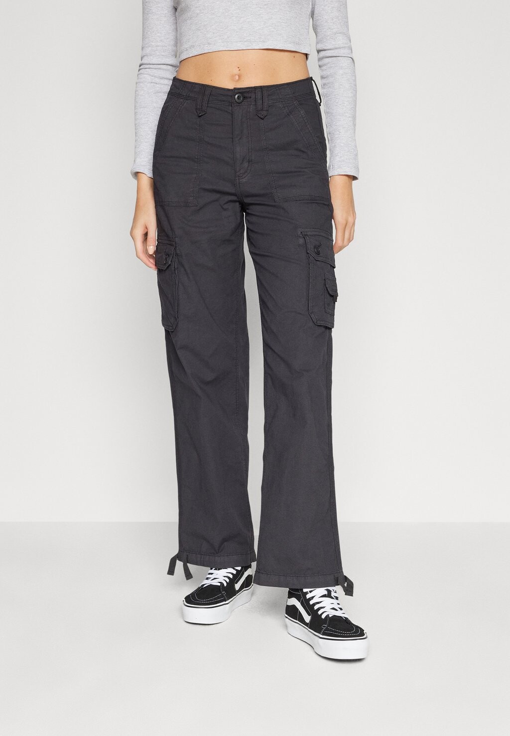 

Брюки карго Baggy American Eagle, черный