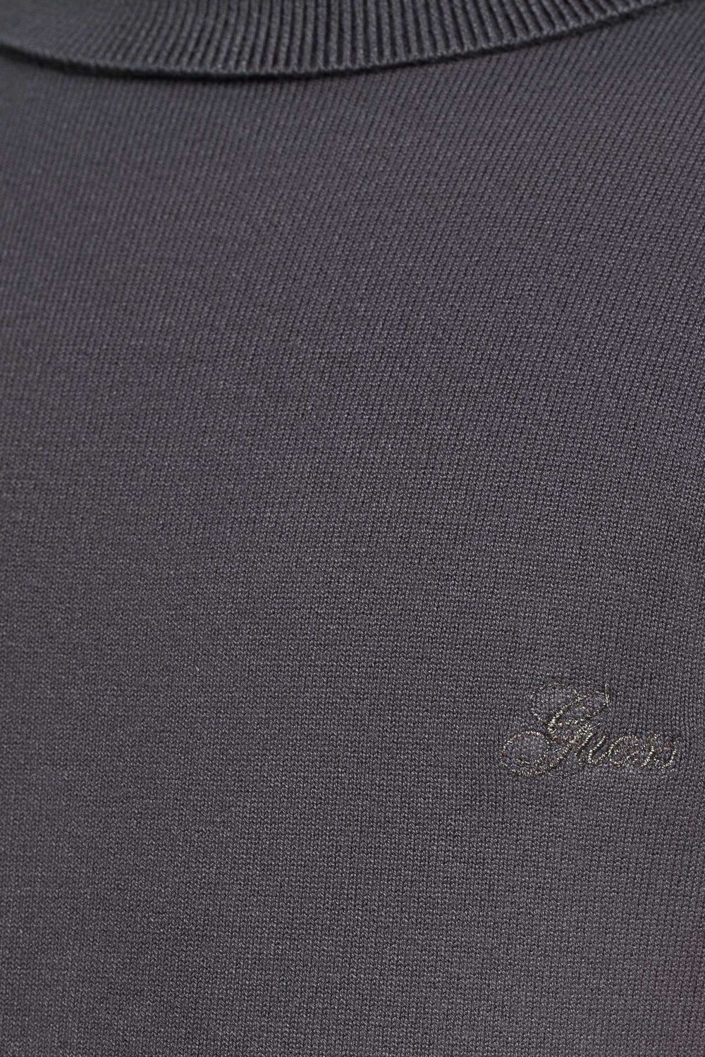 

Трикотажное платье каменно-серого цвета GUESS