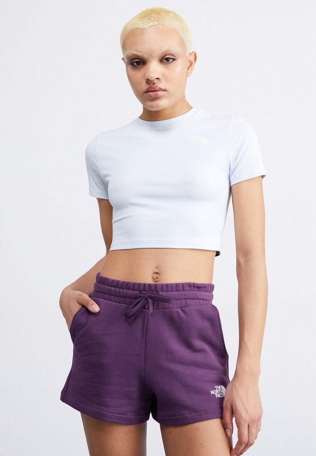 

Футболка с принтом CROP TEE The North Face, цвет barely blue