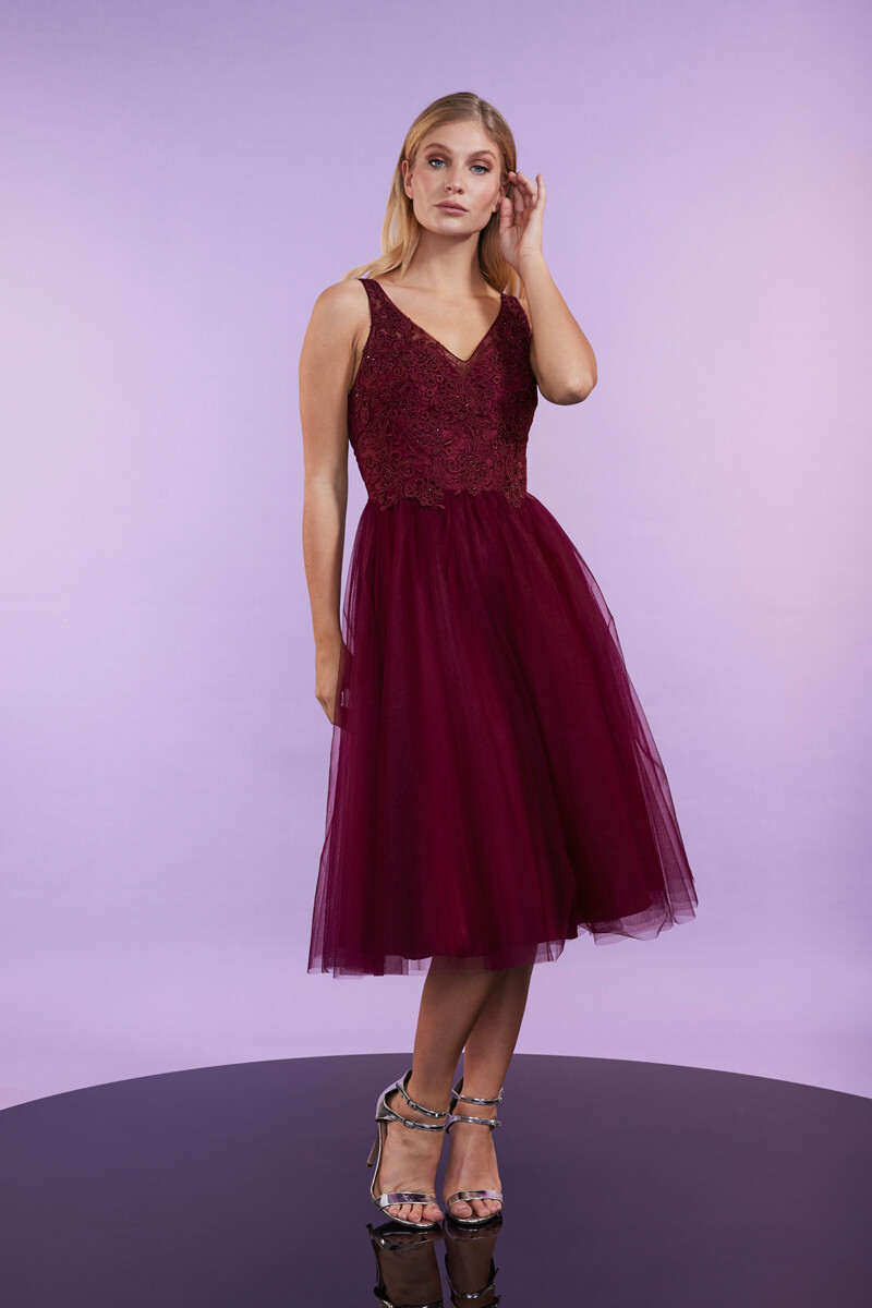 

Платье LAONA Midi Flower Party Dress, цвет Velvet Rouge