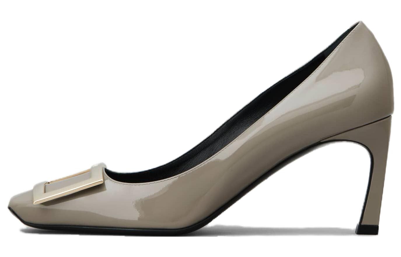 

Roger Vivier Wmns Belle Vivier Trompette Туфли на высоком каблуке из лакированной кожи бежевого/желтого цвета