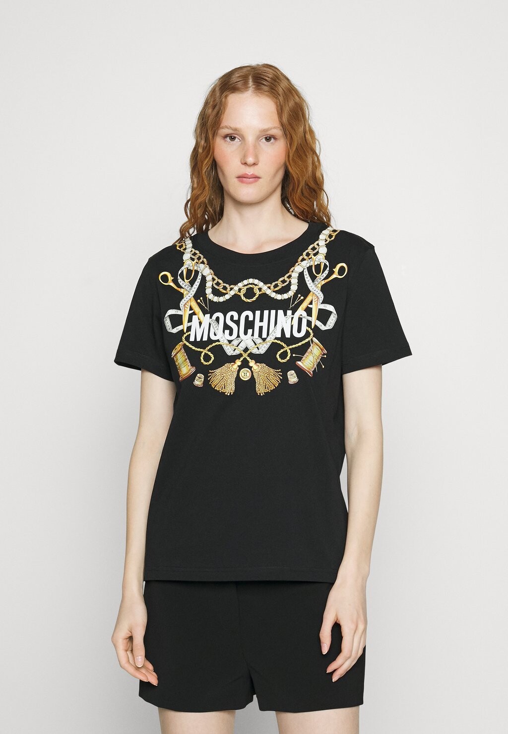 

Футболка с принтом MOSCHINO, черный