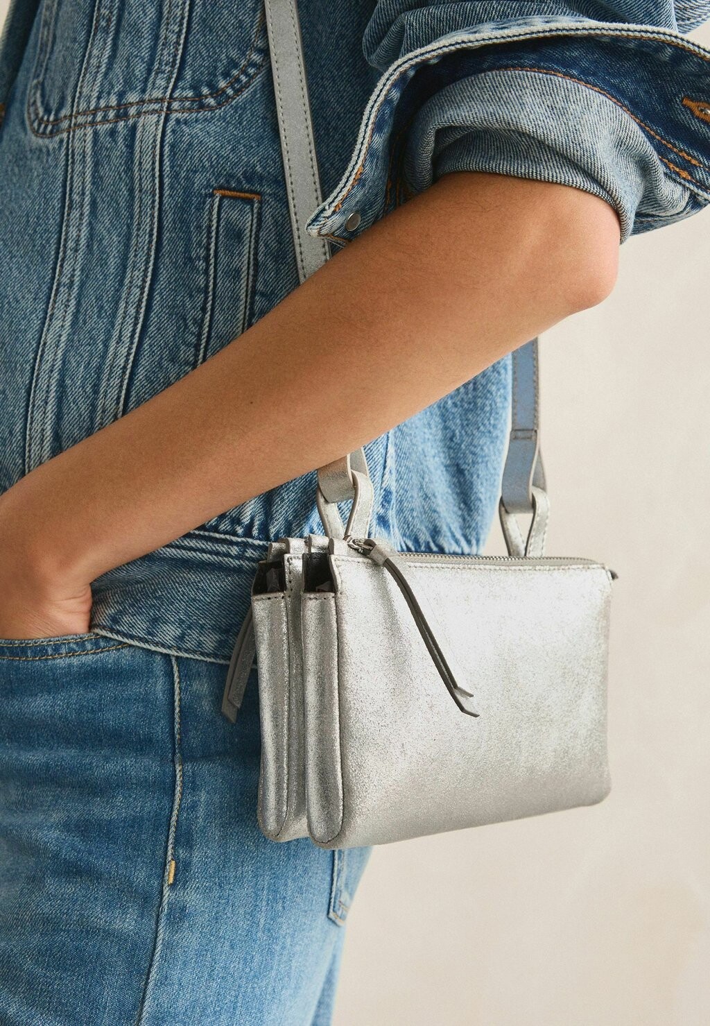 

Сумка через плечо SMALL ZIP REGULAR FIT Next, серебристый