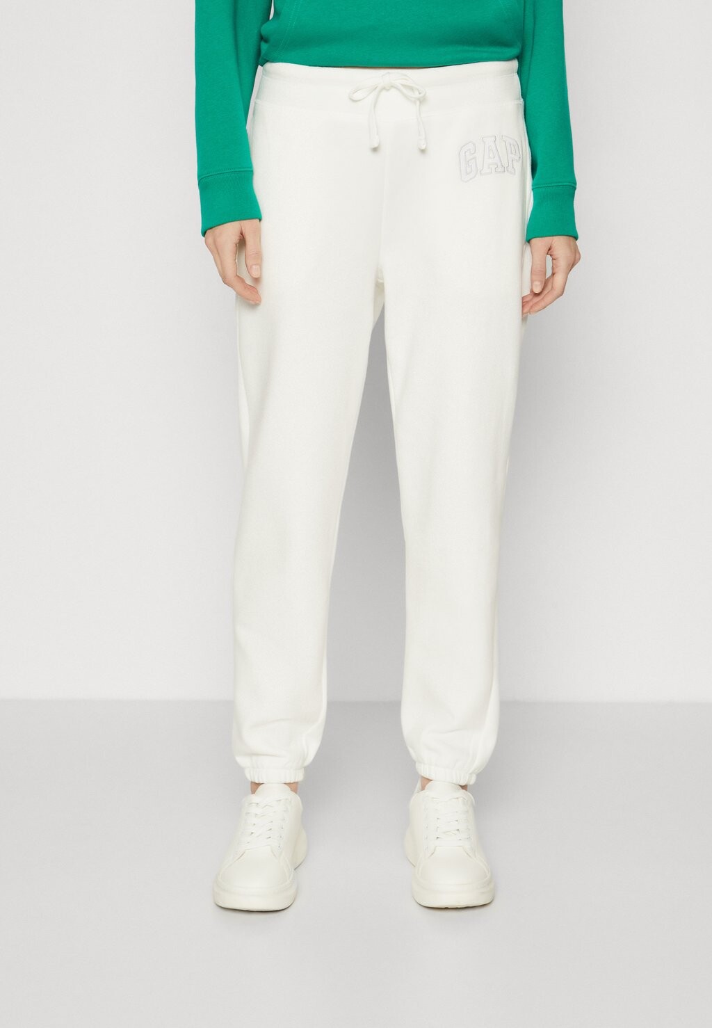 

Спортивные брюки Heritage Jogger GAP, цвет new off white
