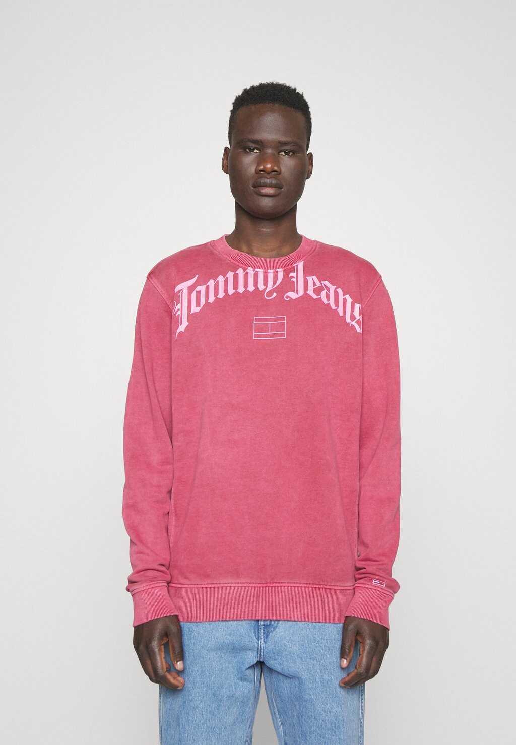 

Толстовка Tommy Jeans, красный