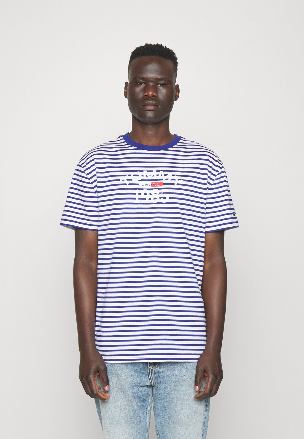 

Футболка с принтом Tommy Jeans, синий
