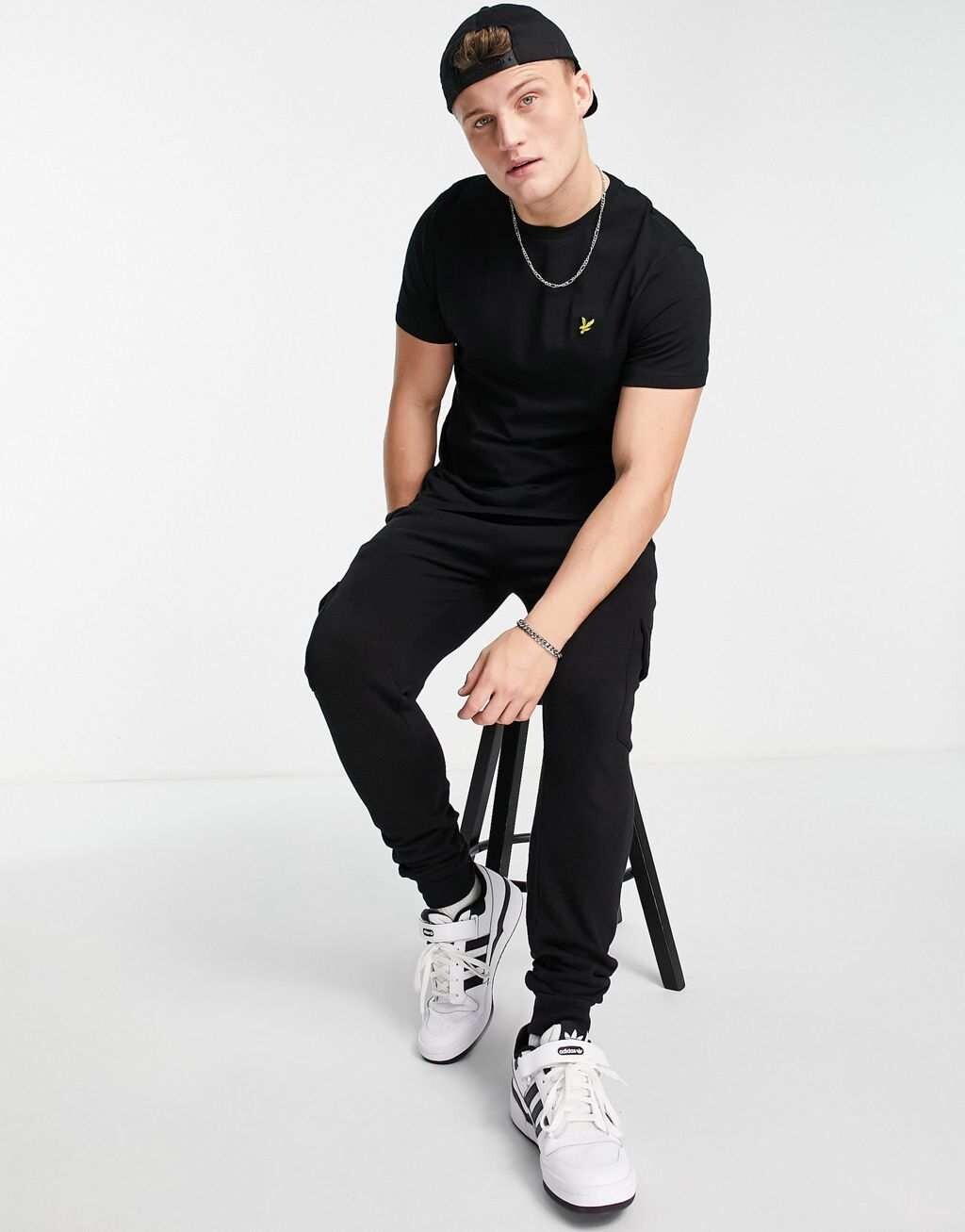 

Черная хлопковая футболка с логотипом Lyle & Scott, Черный
