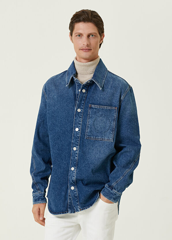 

Синяя джинсовая рубашка Trussardi