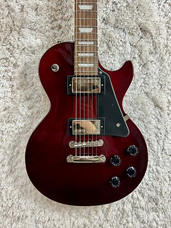 epiphone les paul studio wine red Электрогитара Epiphone Les Paul Studio Wine Red