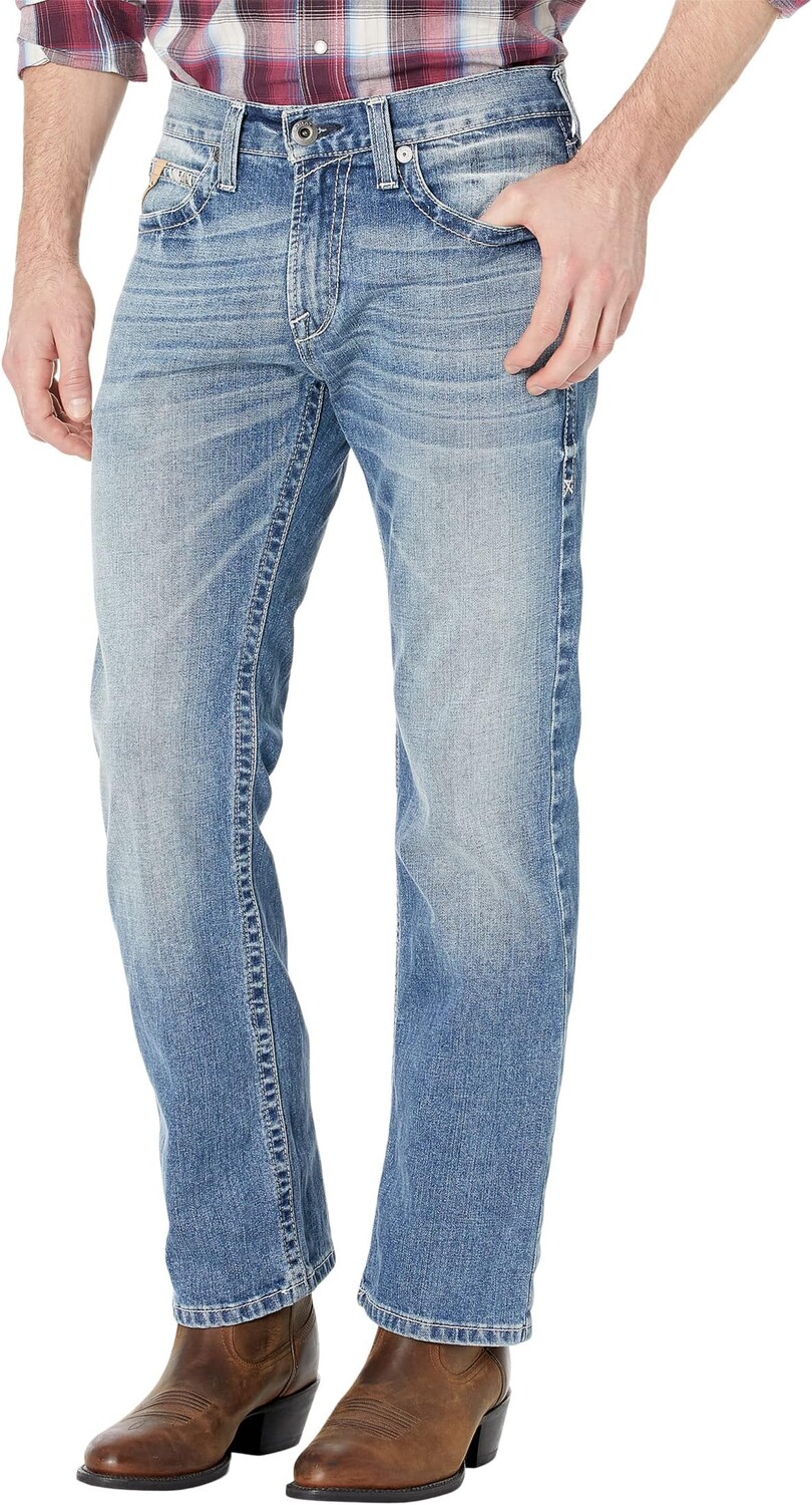 

Джинсы M7 Rocker Bootcut Jeans in Shasta Ariat, цвет Shasta