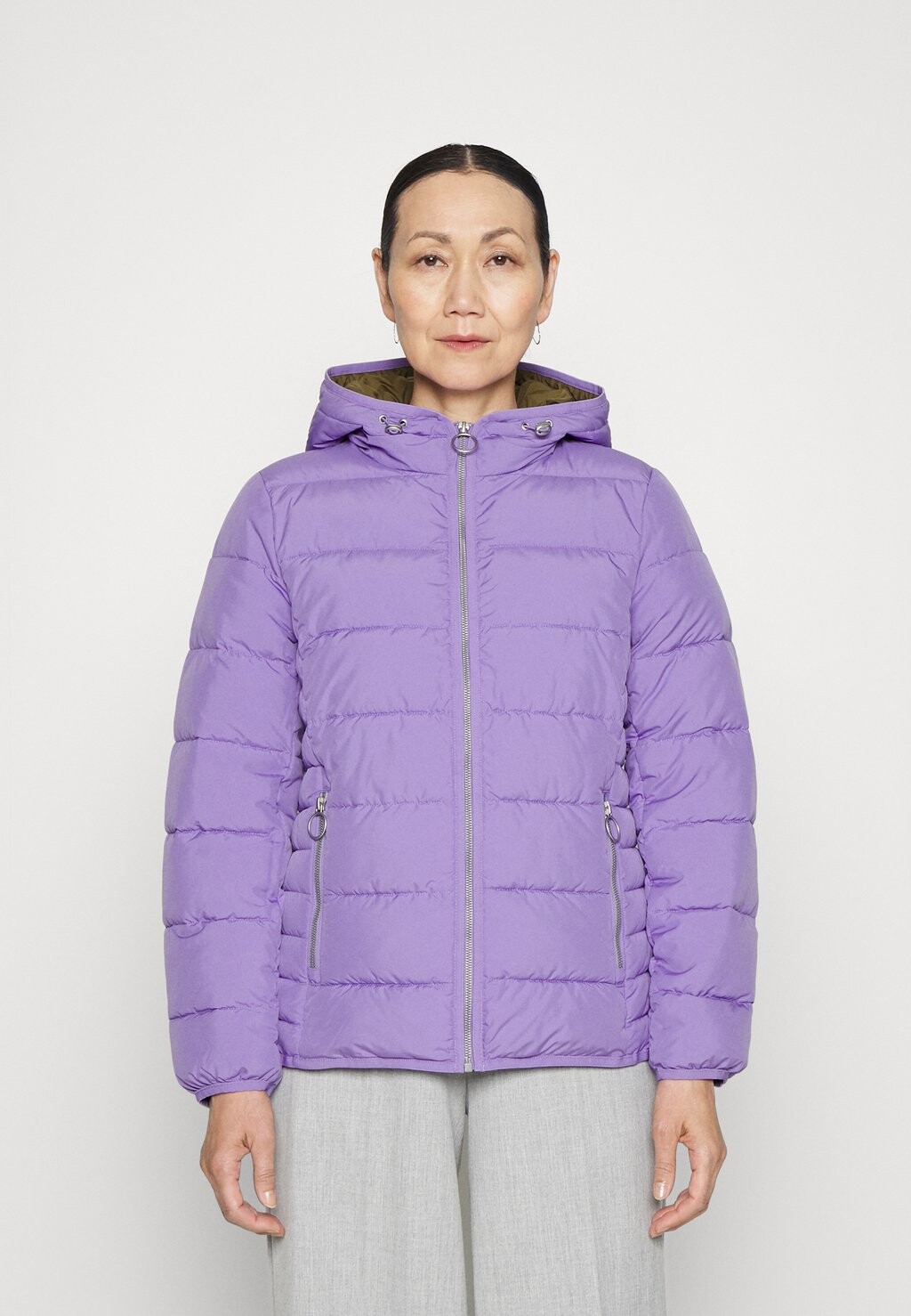 

Зимняя куртка edc by Esprit, сиреневый