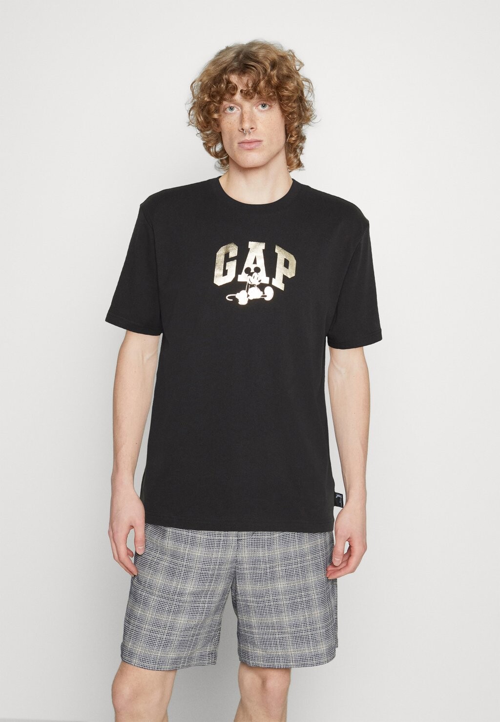 

Футболка с принтом GAP