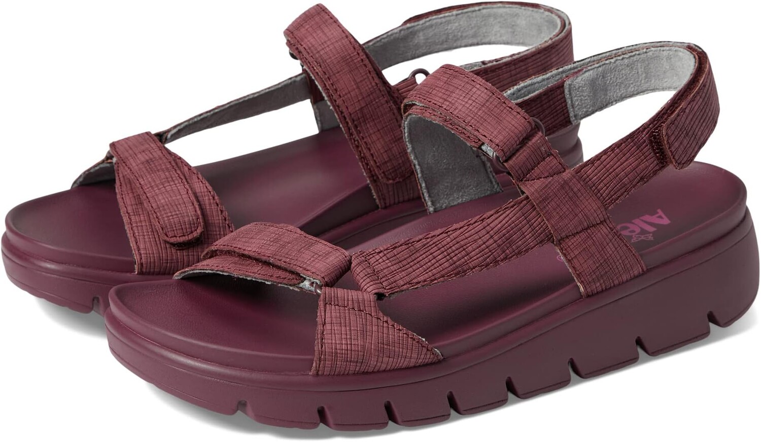 

Сандалии на плоской подошве Henna Alegria, цвет Plum