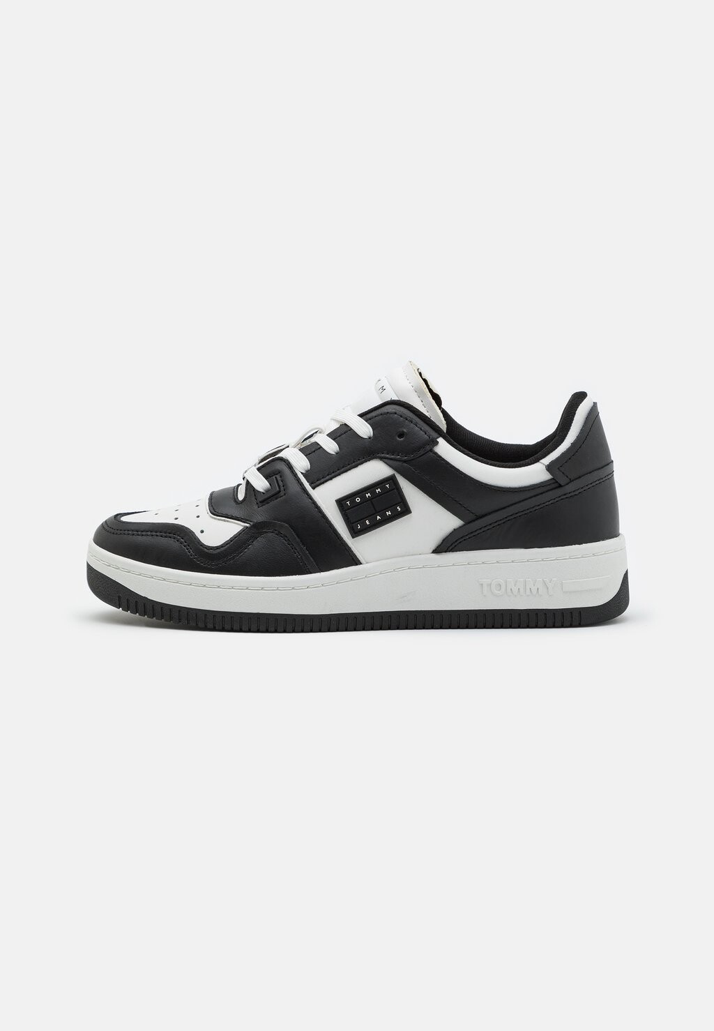 

Кроссовки Tommy Jeans БАСКЕТБОЛ, цвет black/white