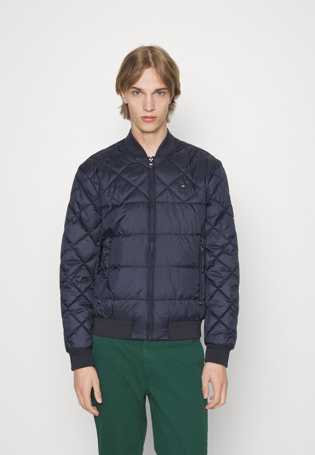 

Куртка-бомбер Tommy Hilfiger