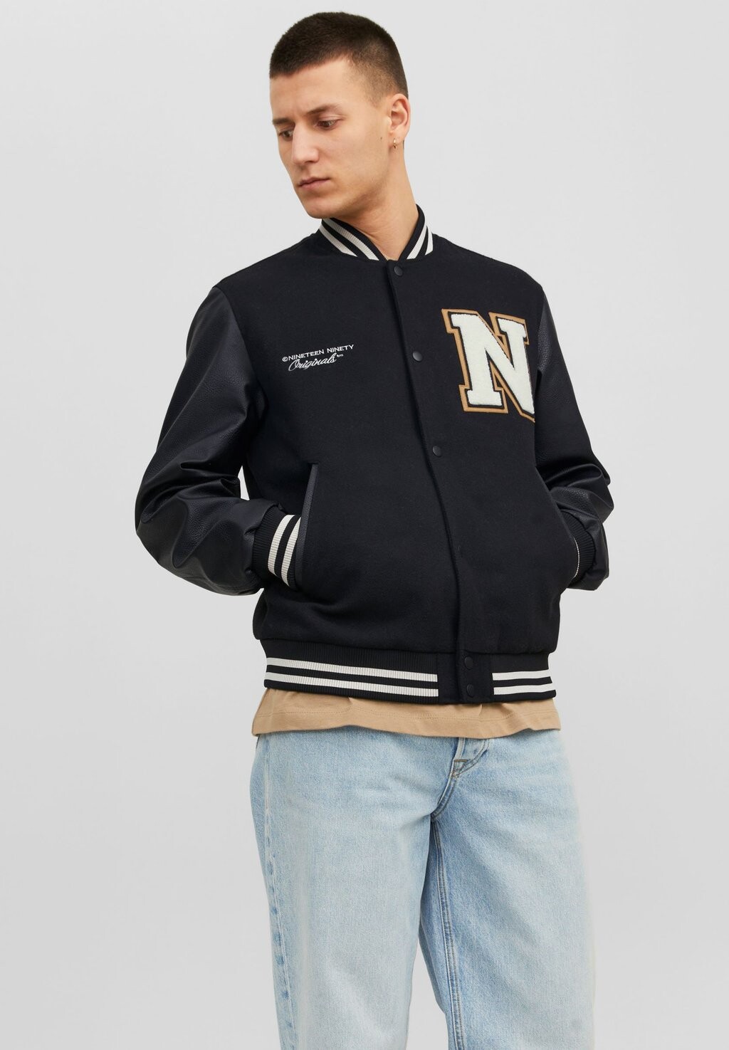 

Бомбер Chaquetas Jack & Jones JORCOLLEGE NOOS, черный