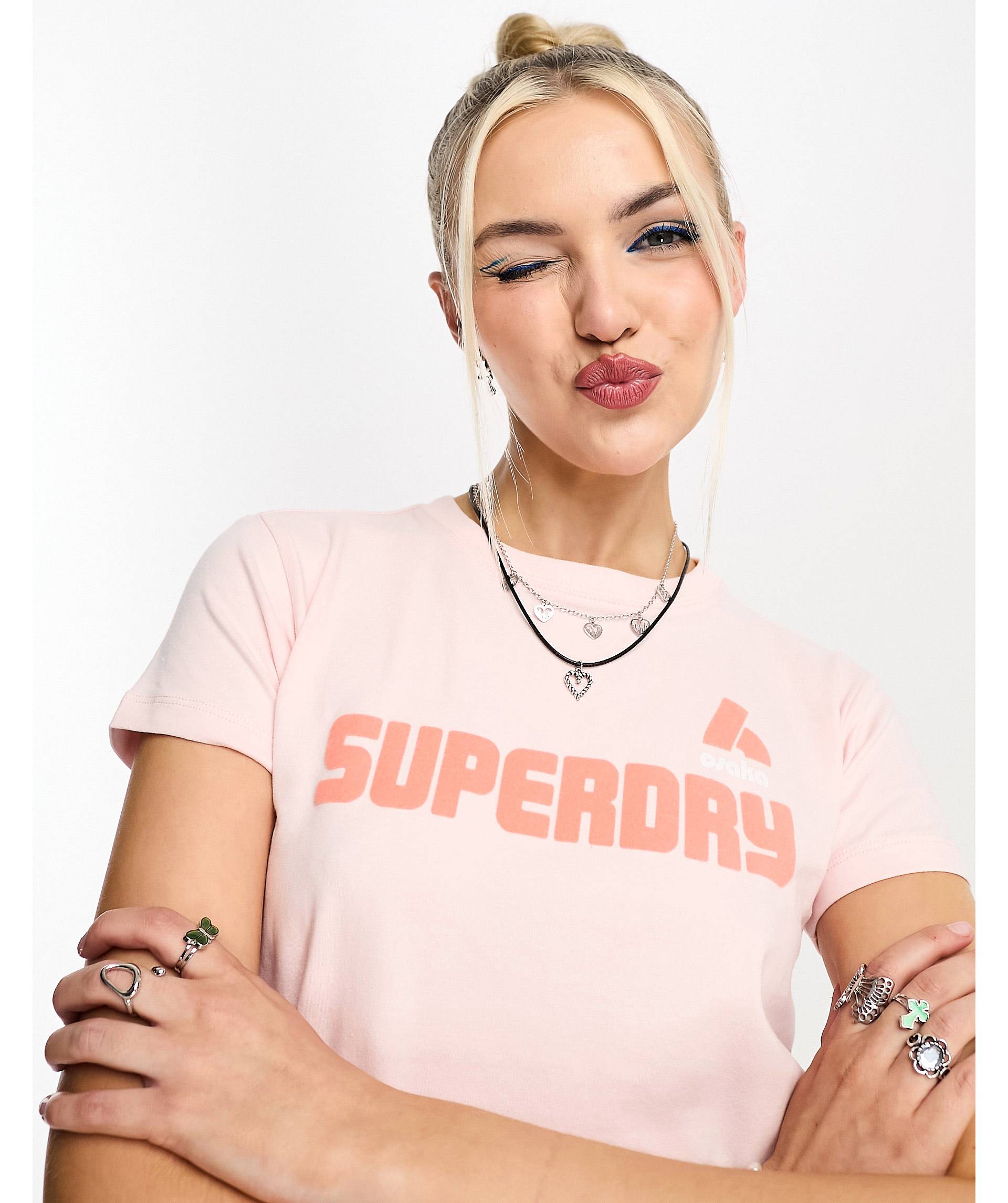 

Розовая футболка в стиле 90-х с графическим принтом Superdry, Розовый