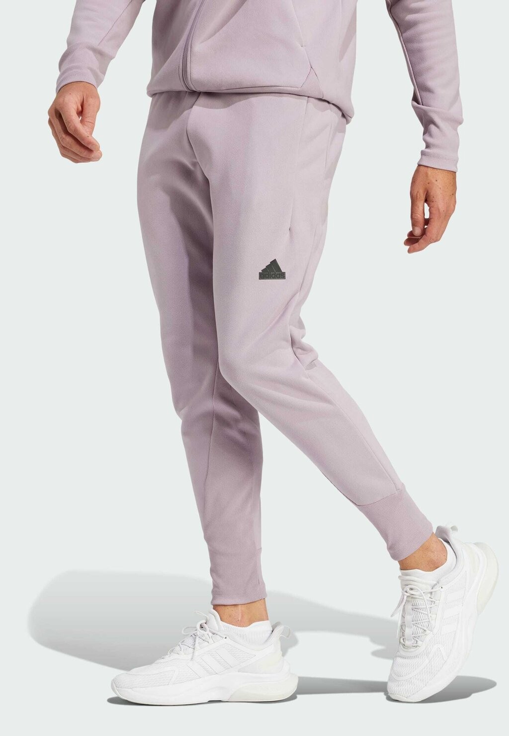 

Спортивные брюки Z N E adidas Sportswear, цвет preloved fig