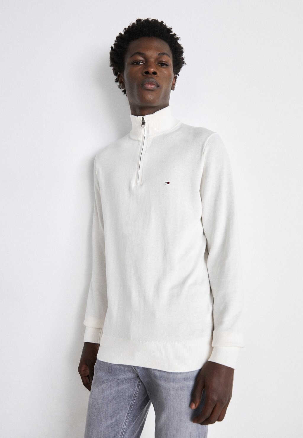 

Свитер PIMA ORG ZIP MOCK Tommy Hilfiger, старинный белый