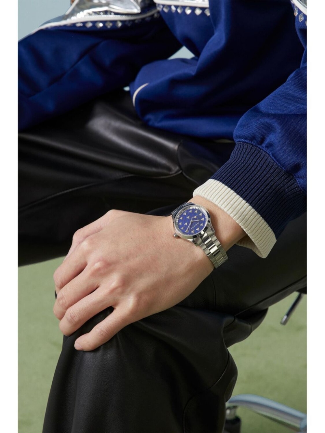 

Часы мужские Gucci G-Timeless 32 мм, синий