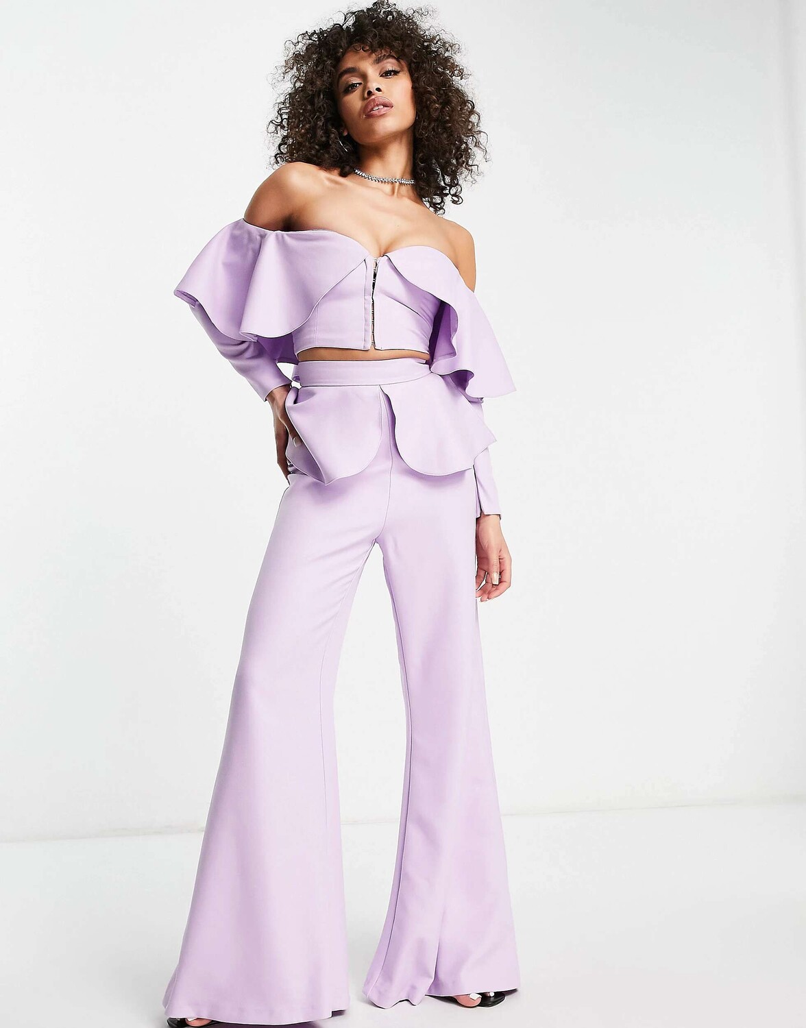 

Сиреневые брюки с оборками ASOS LUXE, Фиолетовый