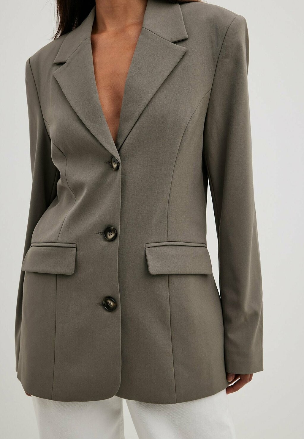 

Блейзер NA-KD REGULAR TAILIERTER, цвет walnut