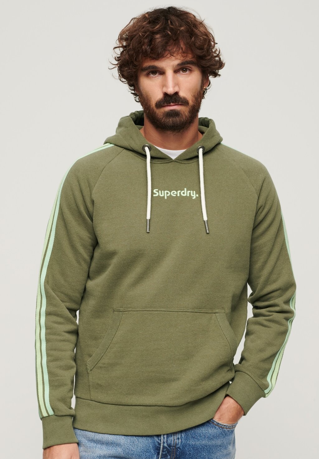 

Толстовка TERRAIN LOGO Superdry, зеленый