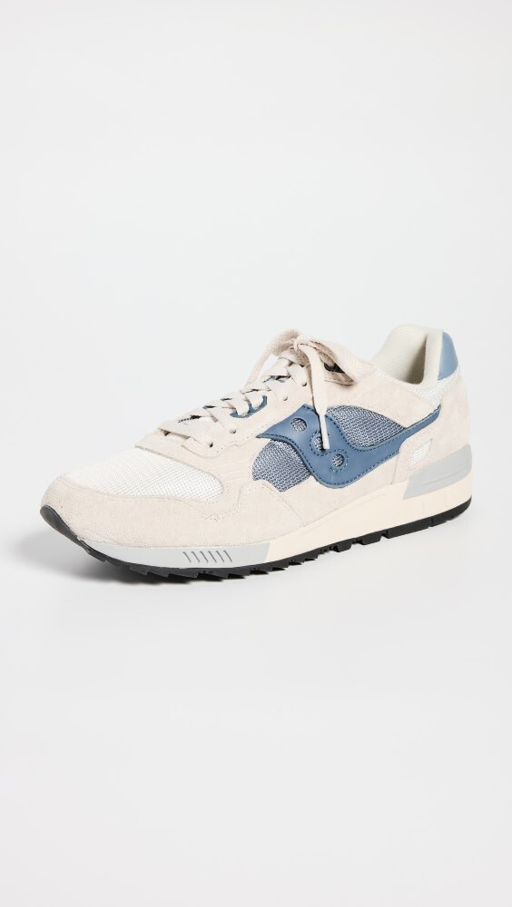 

Кроссовки Saucony Shadow 5000, белый