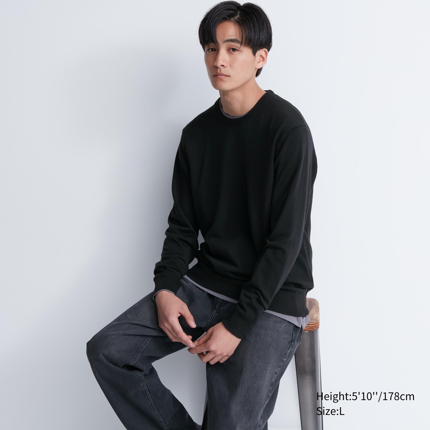 

Свитер Extra Fine из шерсти мериноса с круглым вырезом и длинными рукавами UNIQLO, черный