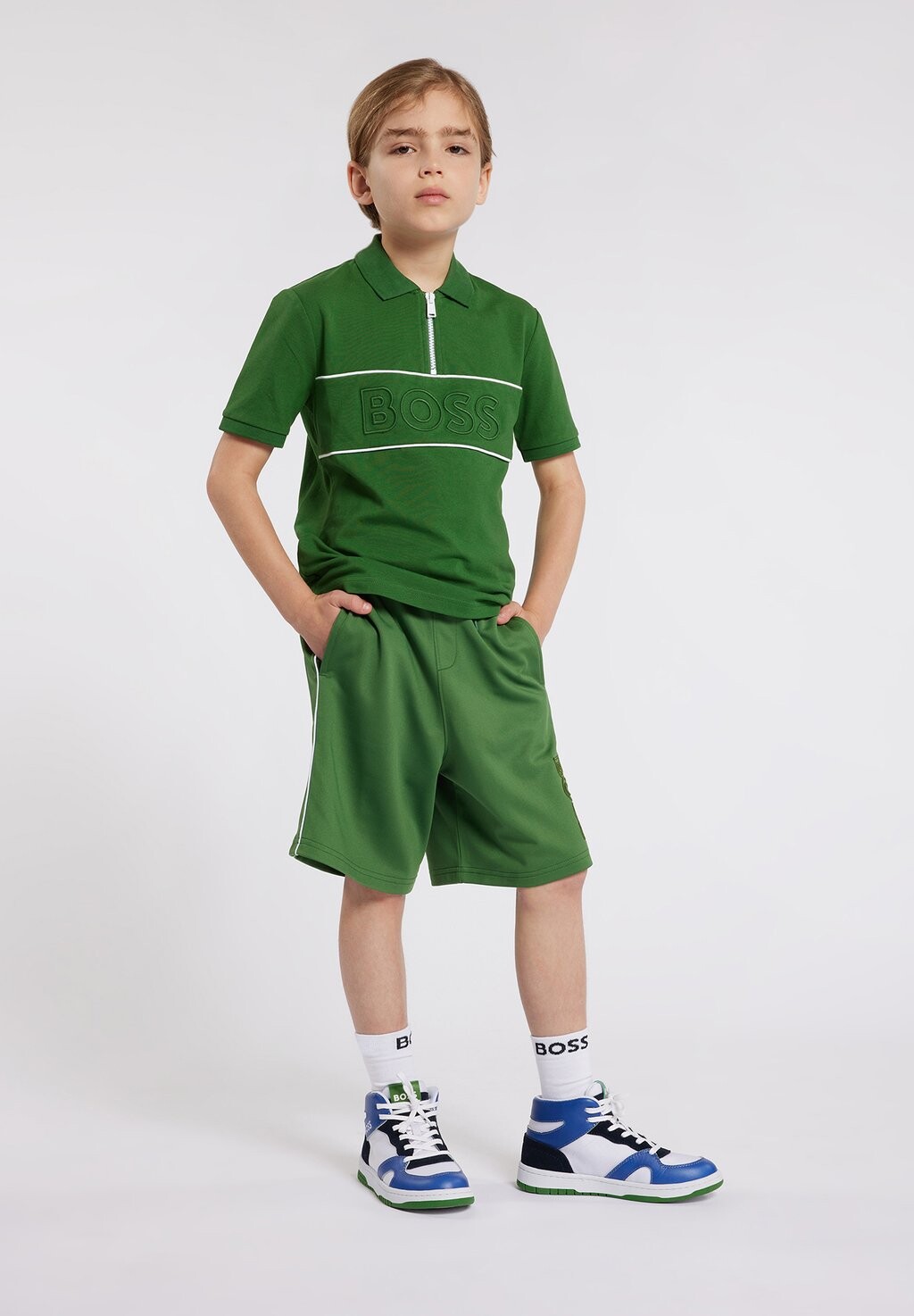 

Рубашка поло MANCHES COURTES BOSS Kidswear, зеленый