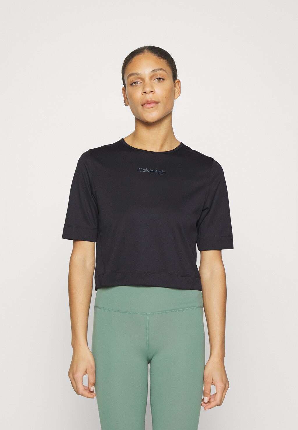 

Спортивная футболка Calvin Klein Performance, Серый