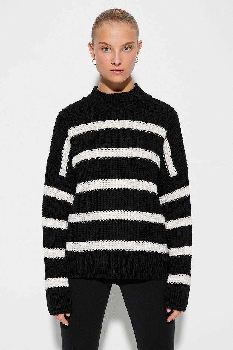 Полосатый пуловер с заниженными рукавами Koton, черный