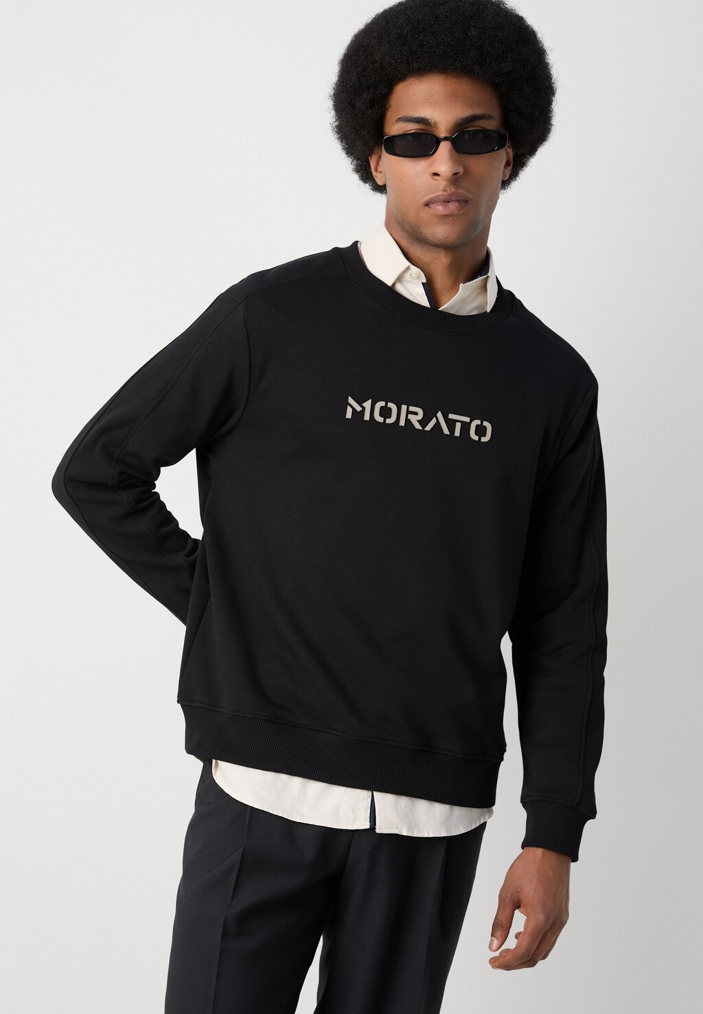 

Спортивный свитер RELAXED FITWITH LATEX LOGO PRINT Antony Morato, черный